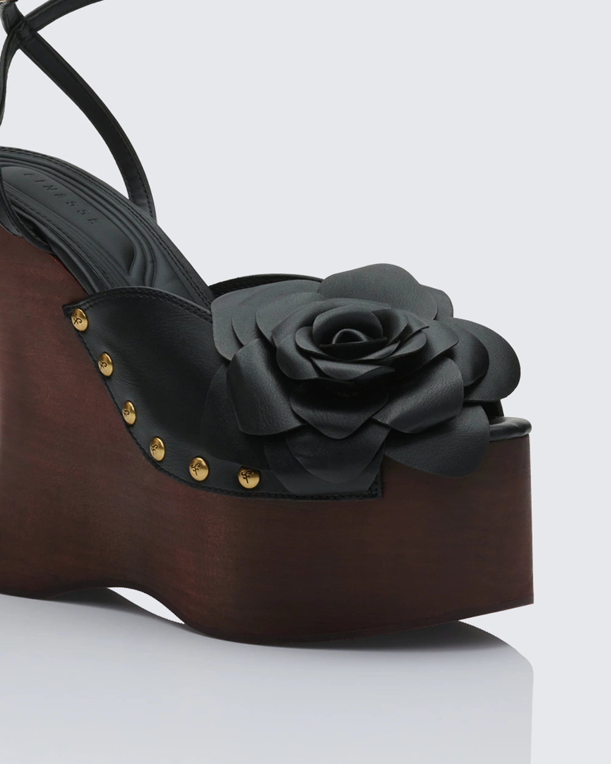 2674-elyanna-black-corsage-wooden-wedges-4.webp Elyanna Black Corsage Wooden Wedges